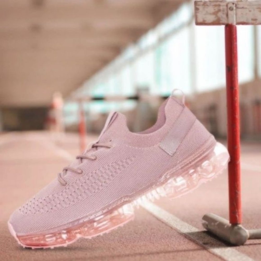 !! NEW !! Slip On Flyknit Sneakers in Light Pink - Picture 4 of 6
